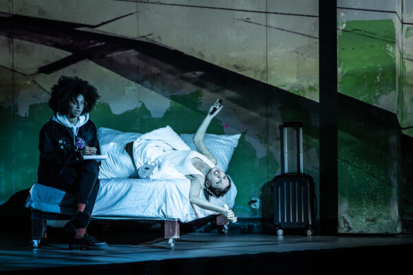 Bieguni – Olga Tokarczuk / Teatr Powszechny 16