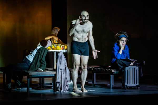 Bieguni – Olga Tokarczuk / Teatr Powszechny 19