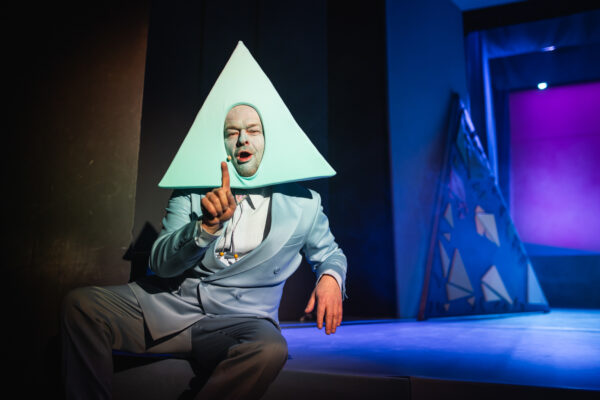 Kraj Naj. Historia trójkątnej rewolucji – Teatr Animacji w Poznaniu 03