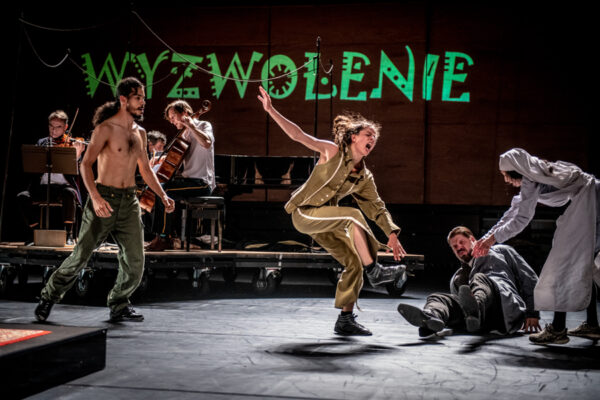 WOJNA I TERPENTYNA – Jan Lauwers / Needcompany 21