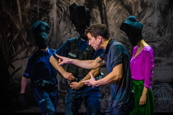 Historia przemocy – Teatr im. Aleksandra Fredry w Gnieźnie 10