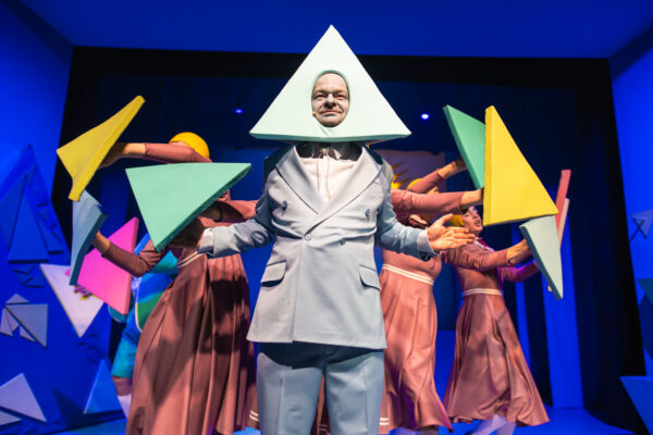 Kraj Naj. Historia trójkątnej rewolucji – Teatr Animacji w Poznaniu 09