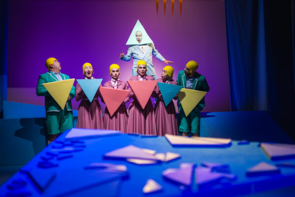 Kraj Naj. Historia trójkątnej rewolucji – Teatr Animacji w Poznaniu 13