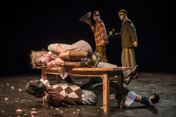 Teatr Biuro Podróży – Wot takaja żizń 02