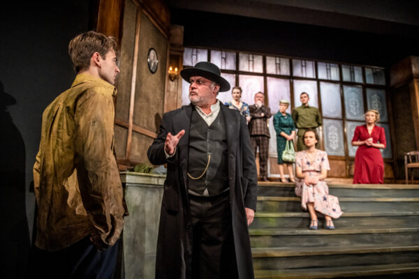 Rodzina -Wojciech Malajkat / Teatr Powszechny w Łodzi 18
