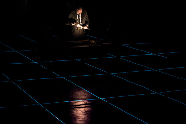 Heiner Goebbels
Max Black, czyli 62 sposoby wsparcia głowy ręką 
Elektroteatr im. Konstantina Stanisławskiego