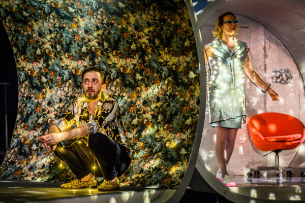 Najpierw kochaj, potem strzelaj – Teatr Powszechny w Łodzi, M.Zakrzewski 25