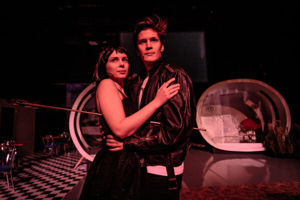 Najpierw kochaj, potem strzelaj – Teatr Powszechny w Łodzi, M.Zakrzewski 4